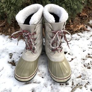 Women’s L.L. Bean Lace-up Snow Boots, Size 7 Med.